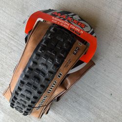 2 Maxxis  Minion DHR II  29 X 2.6