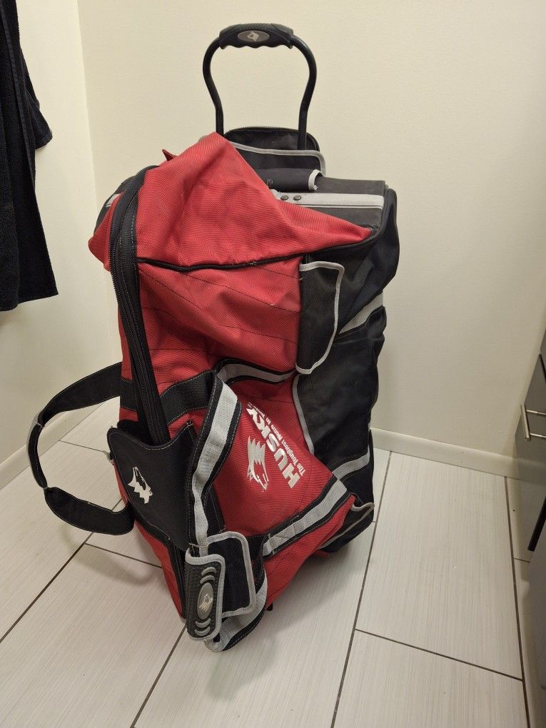 28 " Rolling Husky Tool Bag / Box With Wheels