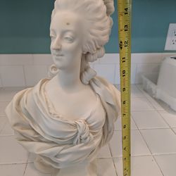 Marble Marie Antoinette bust