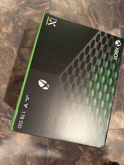 Xbox Series X 1TB Console – excellent condition but no HDMI cable