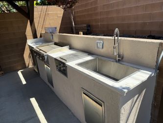 Quartz countertops