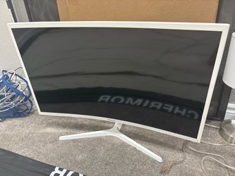Samsung 32in Curved Monitor