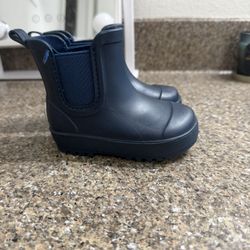 Brand New Bear paw Rain boots 