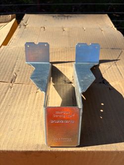 Simpson Strong-Tie 2-1/8 x 10 Joist Hangers – 180 Pieces