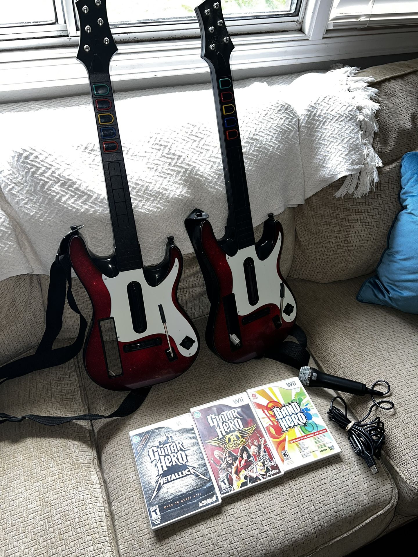 Guitar Hero Bundle For Wii