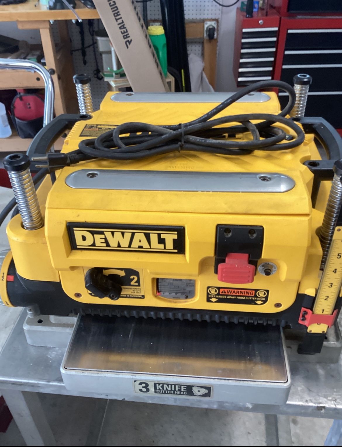 DeWalt~planer~DW735~13~inch~and~metal~stand~plus~new~extension