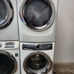 ELECTROLUX STEAM WASHER AND ELECTRIC DRYER 