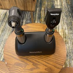 Welch Allyn Otoscope Ophthalmoscope Set
