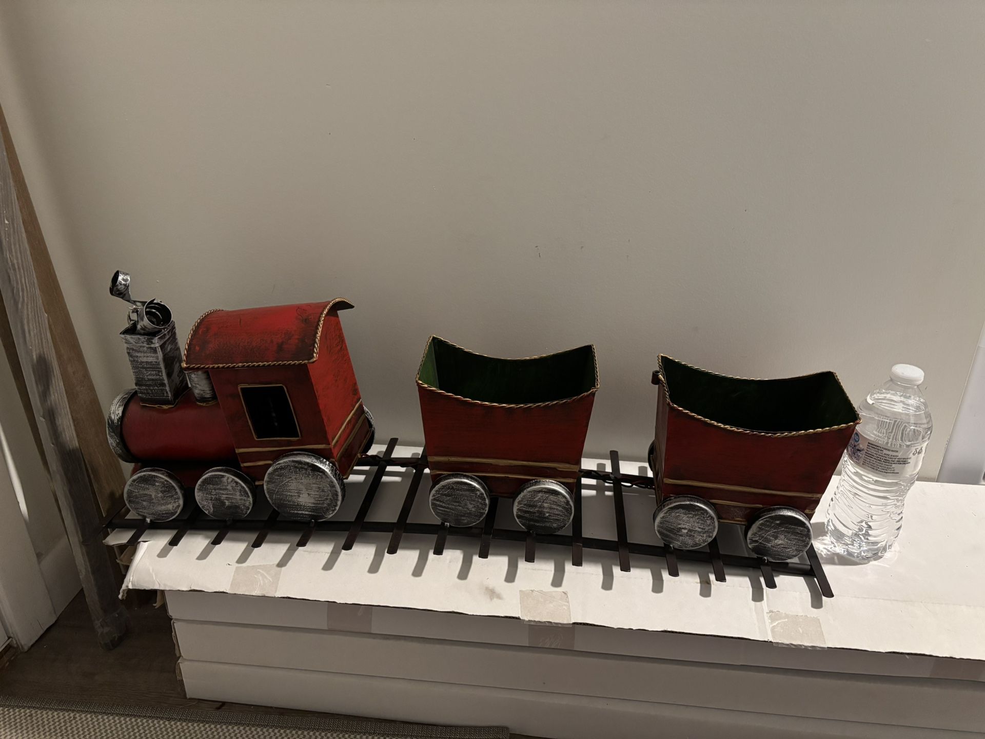 Metal Train Decor