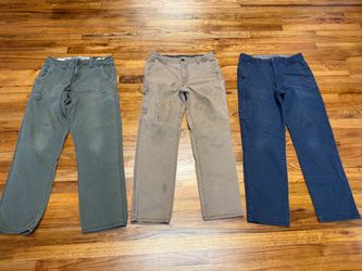 3 pairs of men’s 32 x 32 work pants jeans