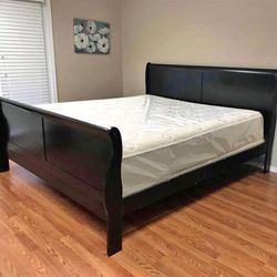 BRAND NEW BLACK QUEEN SIZE WOODEN SLEIGH BED FRAME WITH NEW MATTRESS SET/FAST DELIVERY