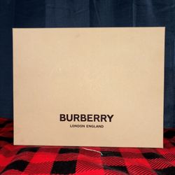 Burberry Cashmere Bucket Hat