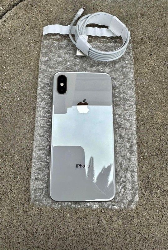 iPhone X, Factory Unlocked, Excellent Condition. Like New