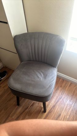 2 Chairs