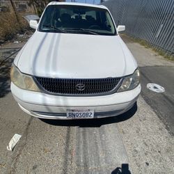 Toyota Avalon XLS 2002