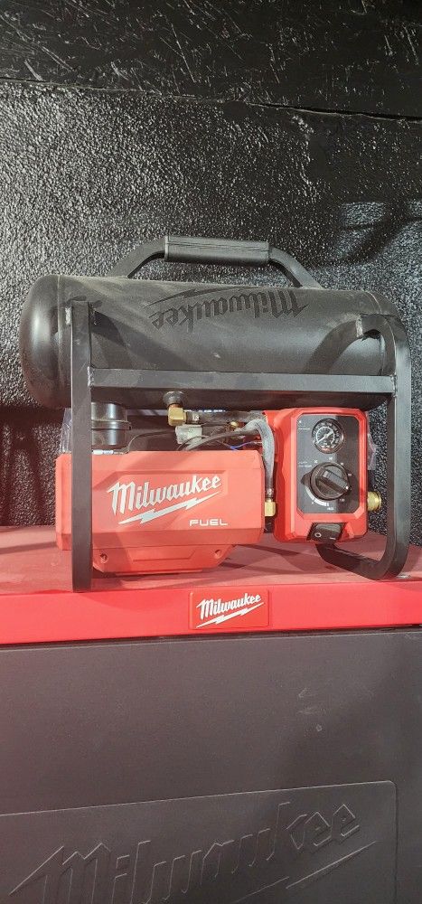 Milwaukee Air Compressor