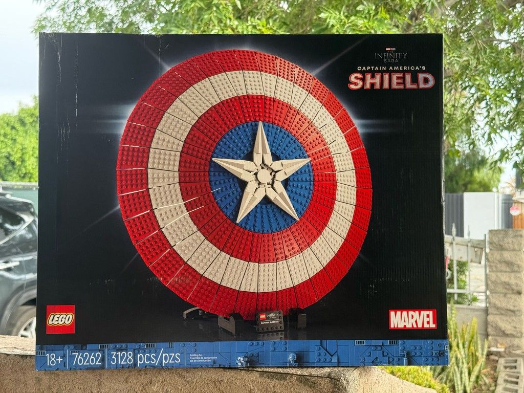 LEGO 76262 Captain America's Shield ~ BRAND NEW!