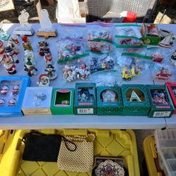 LOT OF VINTAGE CHRISTMAS ITEMS 