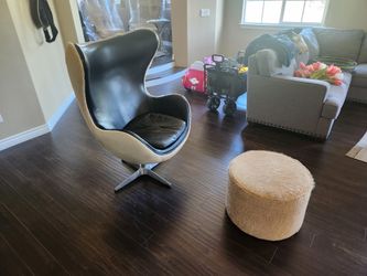 Rh Chair