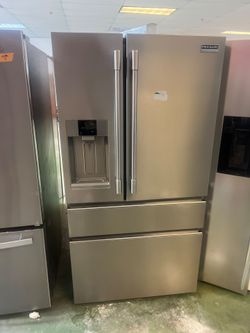 Frigidaire Professional French Door Refrigerator
