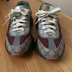 Gucci Shoes Men Size 9