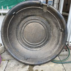 Free  Tub Basin Fiberglass Tub.  4’ wide, 11” deep