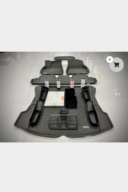 Tesla 2025 Floor Mats