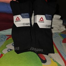 Brand New Mens Reebok Socks