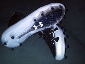 Under Armour Highlights MC Mens size 10 cleats