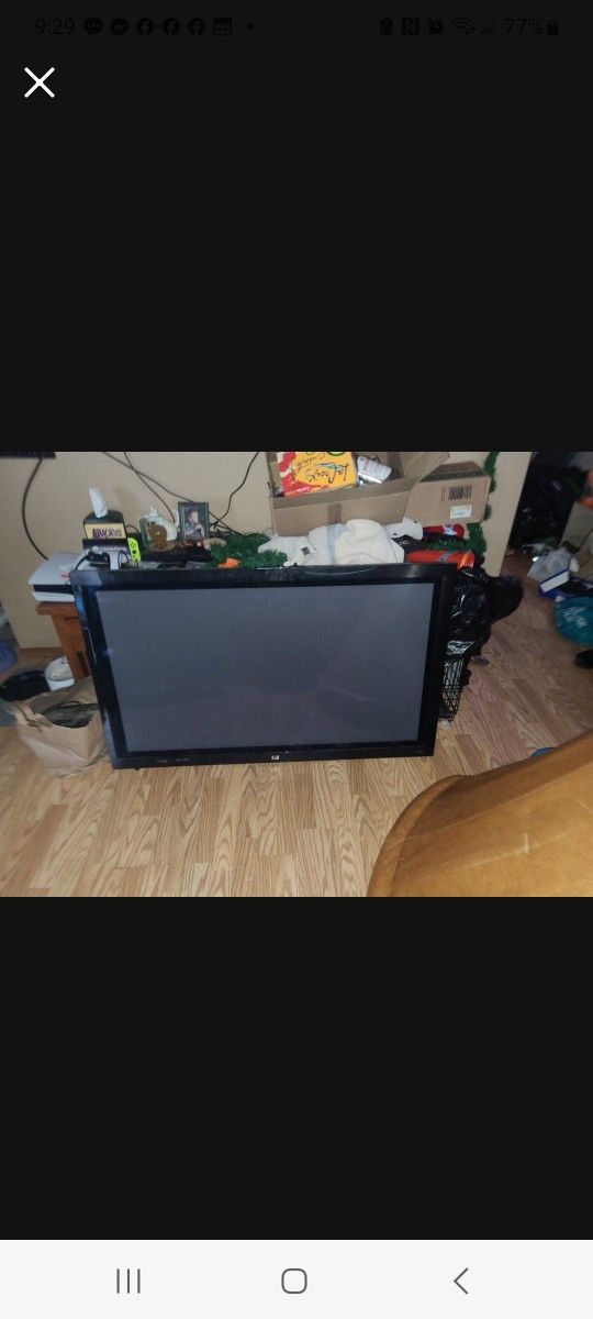 Flat Screen TV 52" Hp $40