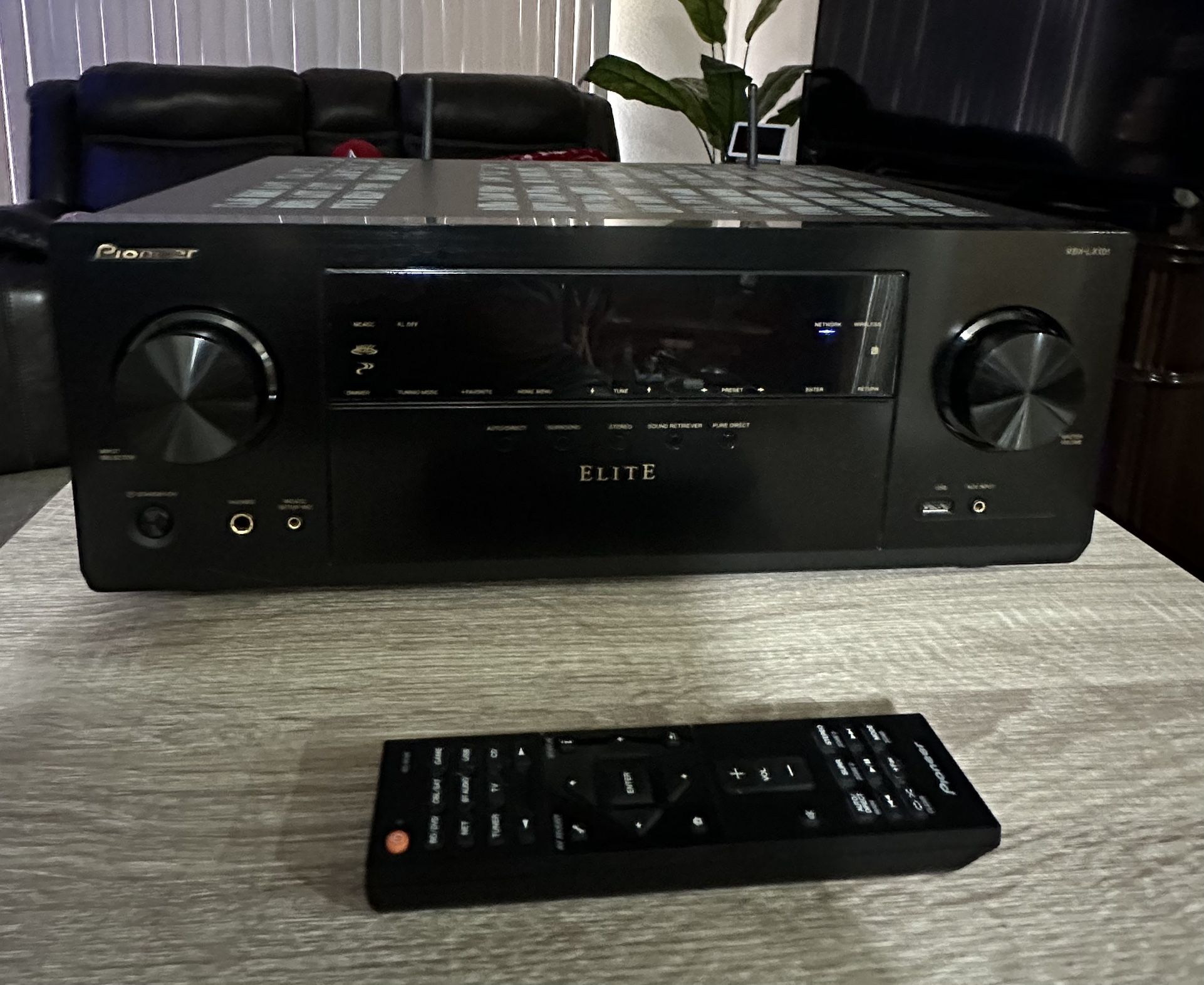 Pioneer Elite VSXLX101 7.2 Channel Dolby Atmos WiFi for Sale in