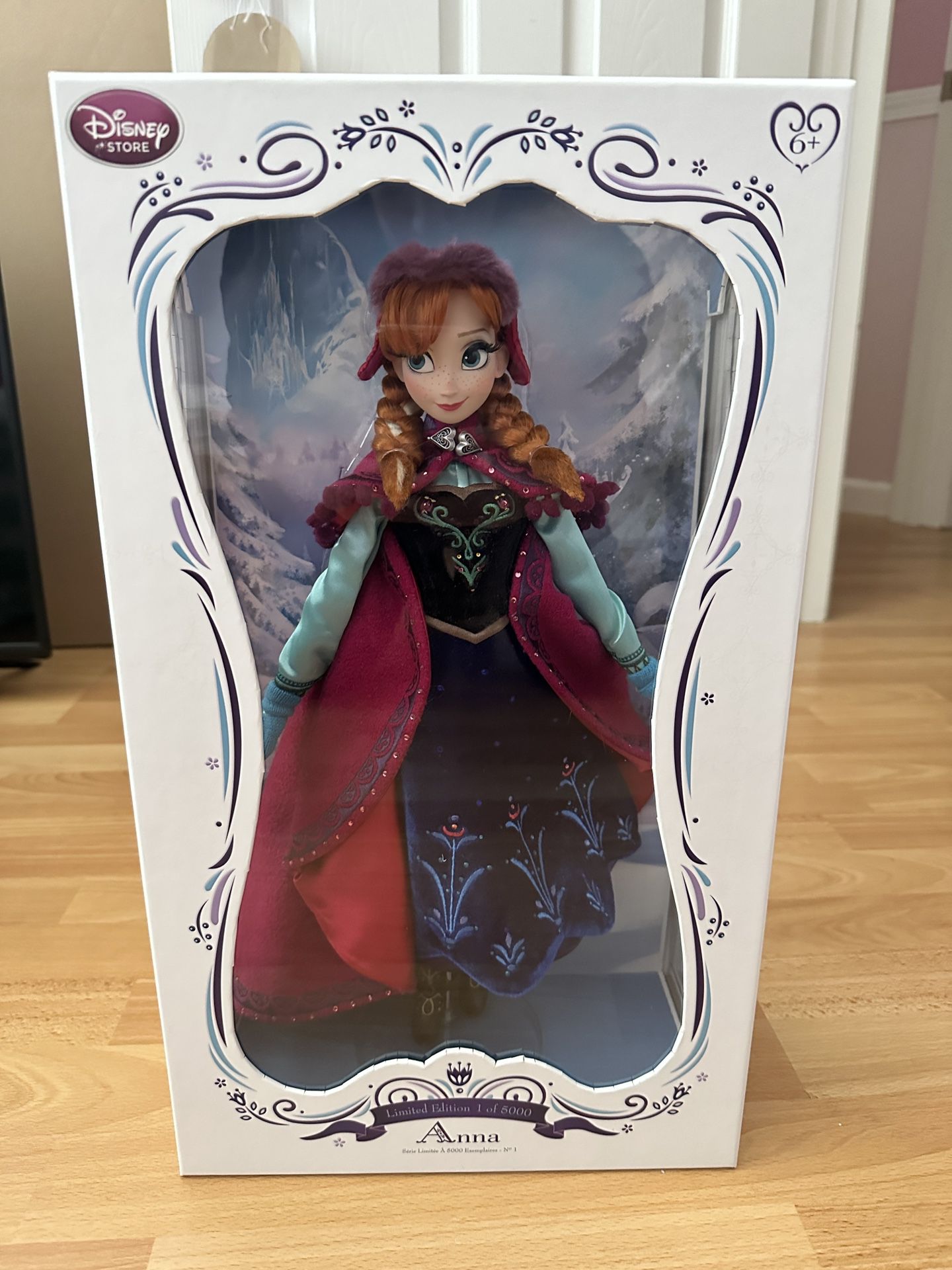 Disney Frozen Limited Edition Doll Anna Signature Look
