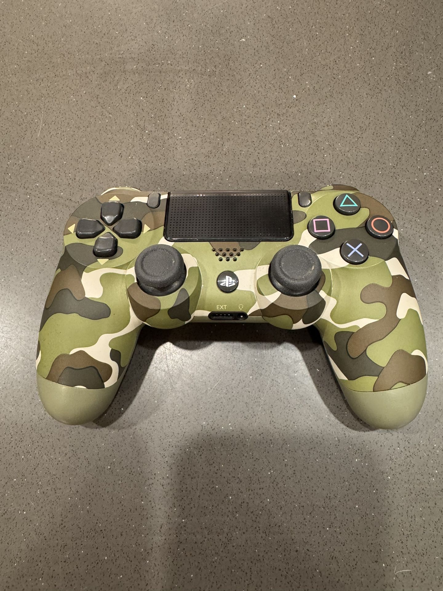 DualShock 4 Controller & Headset