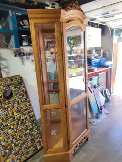 Curio cabinet