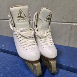 Jackson Mystique Ice Skates Size 1.5