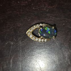 Black Australian Opal 18k Gold Diamond Pendent 