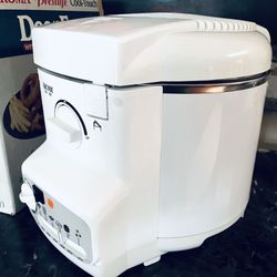 New Aroma Deep fryer Cool Touch