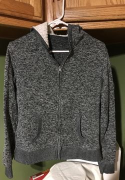 Sweater with zipper