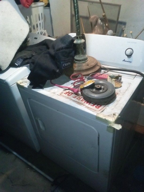 Working Washer And Dryer $100