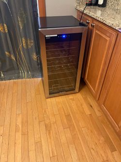 Wine or Beverage fridge