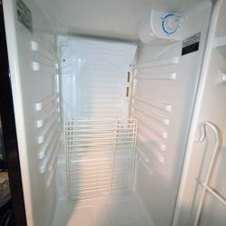 Mini Refrigerator 