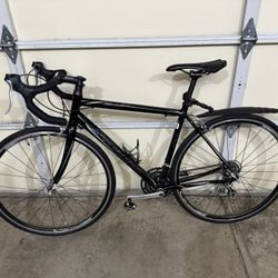 Specialized Allez Road Bike - Medium