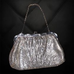 Vintage Whiting & Davis  Silver Mesh Bag Purse