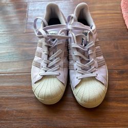 Adidas women’s Shoes Size 7