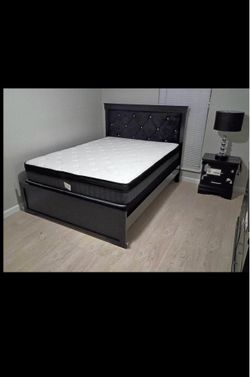 New queen + mattress set