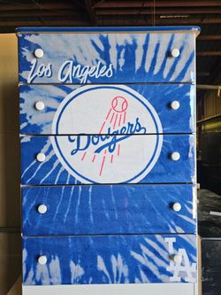 Dodgers dresser