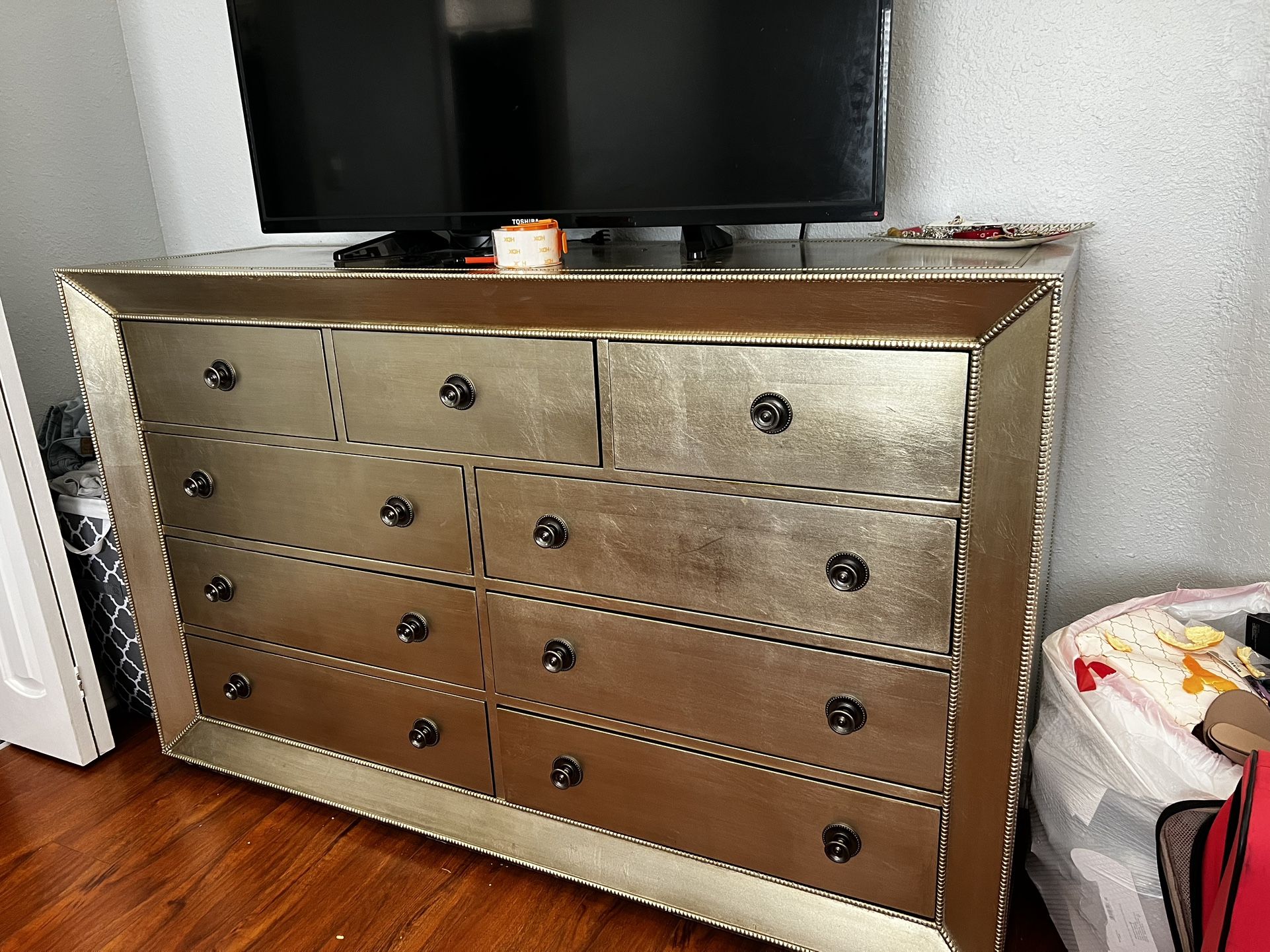 Dresser And Night Stands