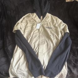 Cream and navy Hollister Co. hoodie. Men’s small 