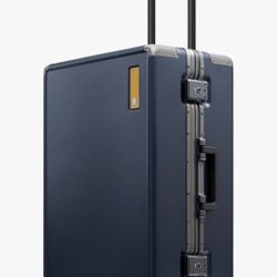 LEVEL8 Zipperless Checked Luggage with Aluminum Frame