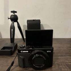 Canon PowerShot G7 X Mark II 20.1 MP Compact Digital Camera - Black
